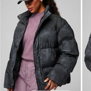 FABLETICS Essential Puffer Onyx Smudge Small NWT